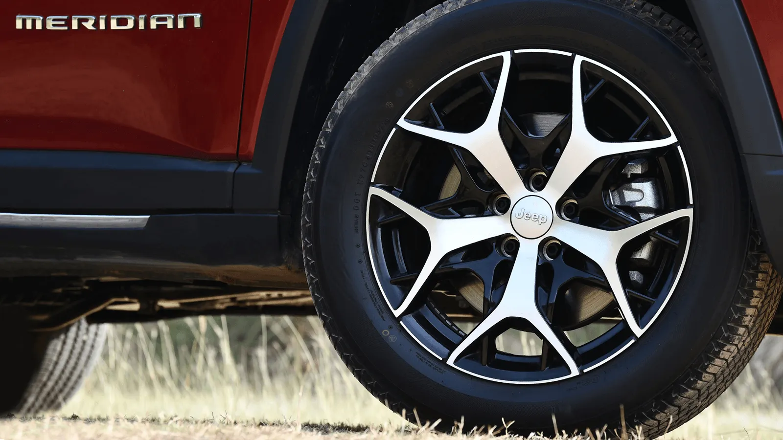 All-season tyres